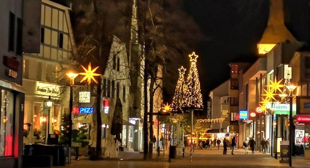 Auch Lünens Weihnachtsmarkt startet mit „2G“: Ordnungsamt, Polizei und Händler sollen kontrollieren – Diesen drohen 25.000 € Strafe
