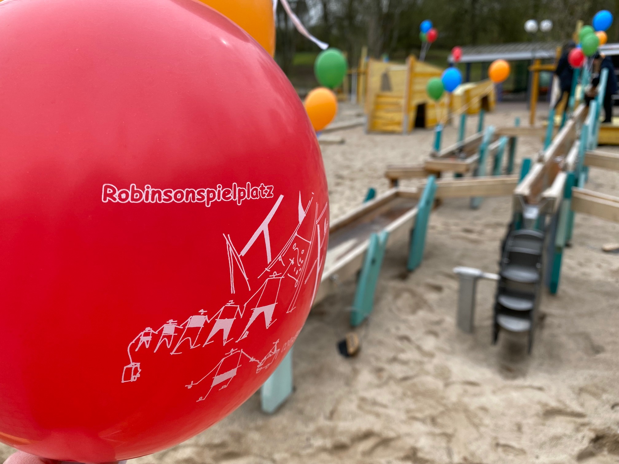 „Mercedes unter den Spielplätzen“: Robinson Spielplatz für 1,8 Mio. € lockt nicht nur Kinder in Westfalenpark