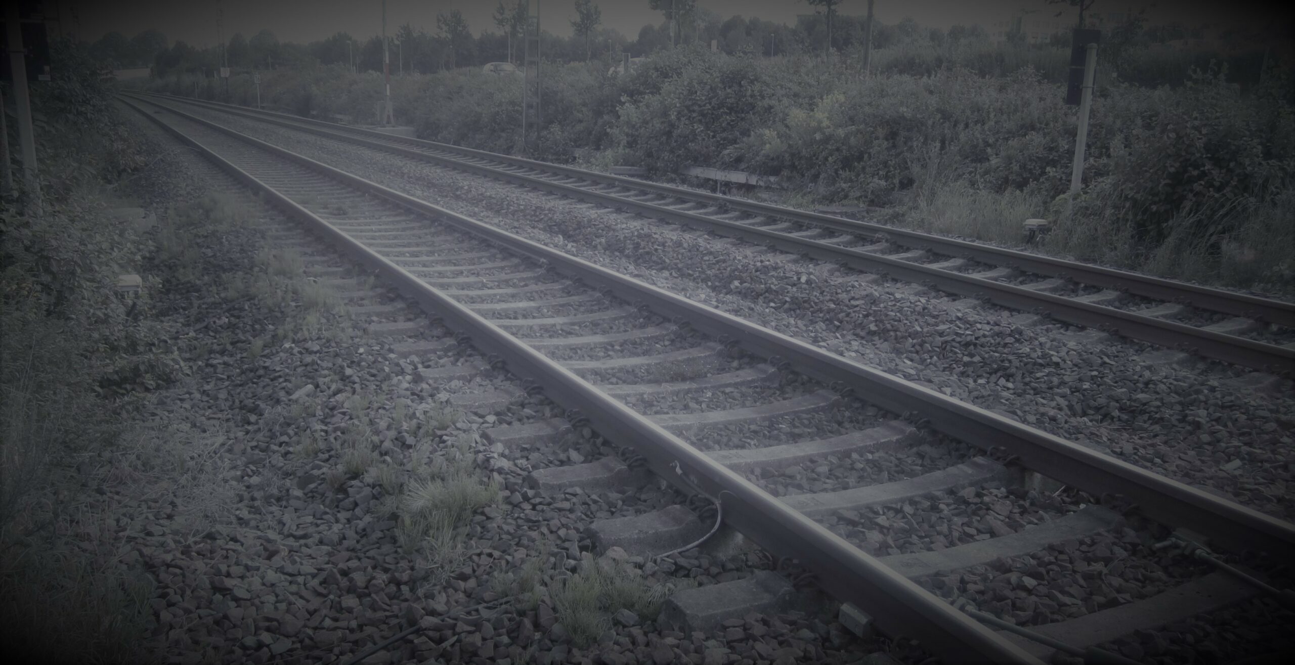 Tödliches Unglück im MK – Güterzug erfasst Mann im Bahnhof Altena