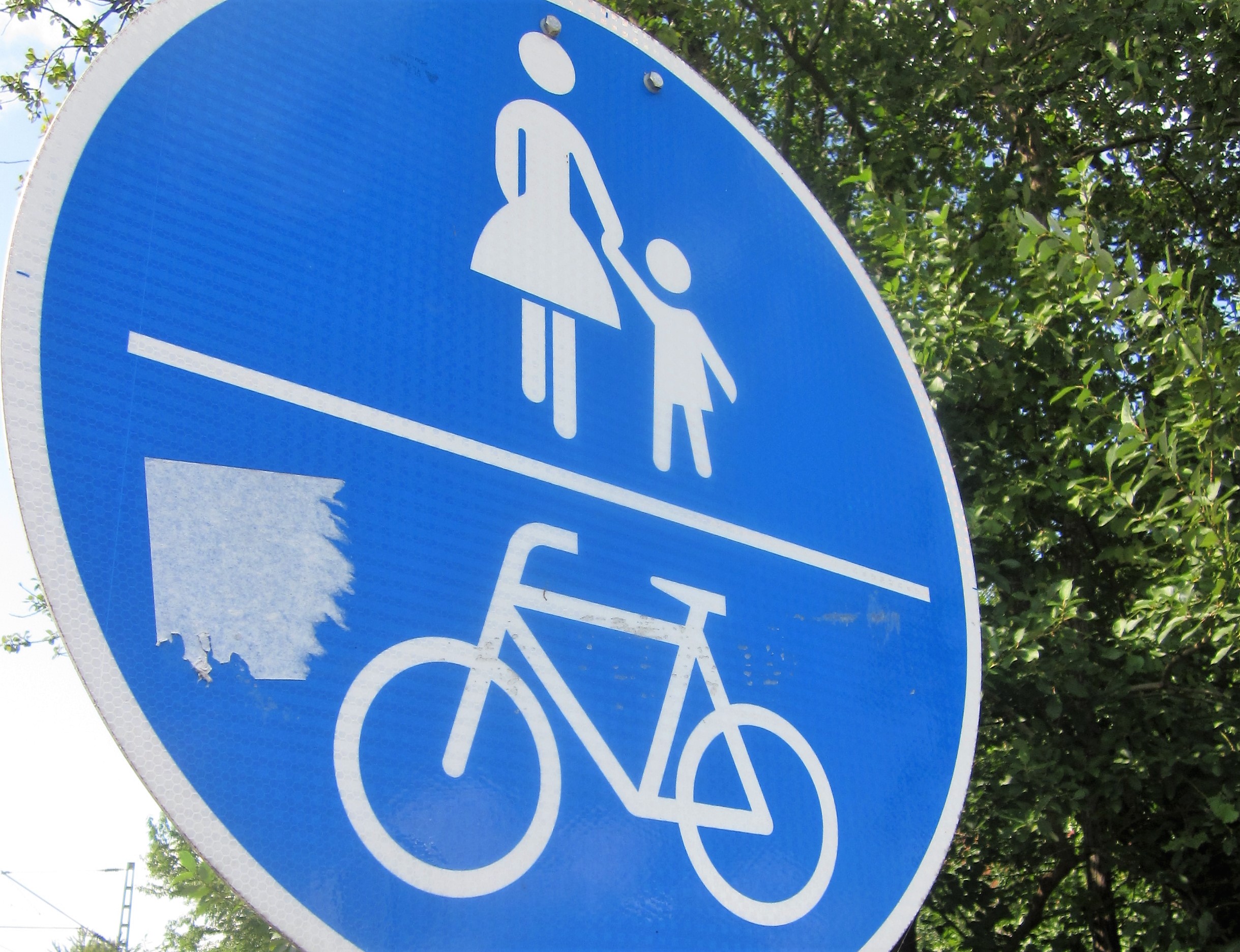 Kreis Soest: Radfahrer kassiert Schläge von Fußgängergruppe