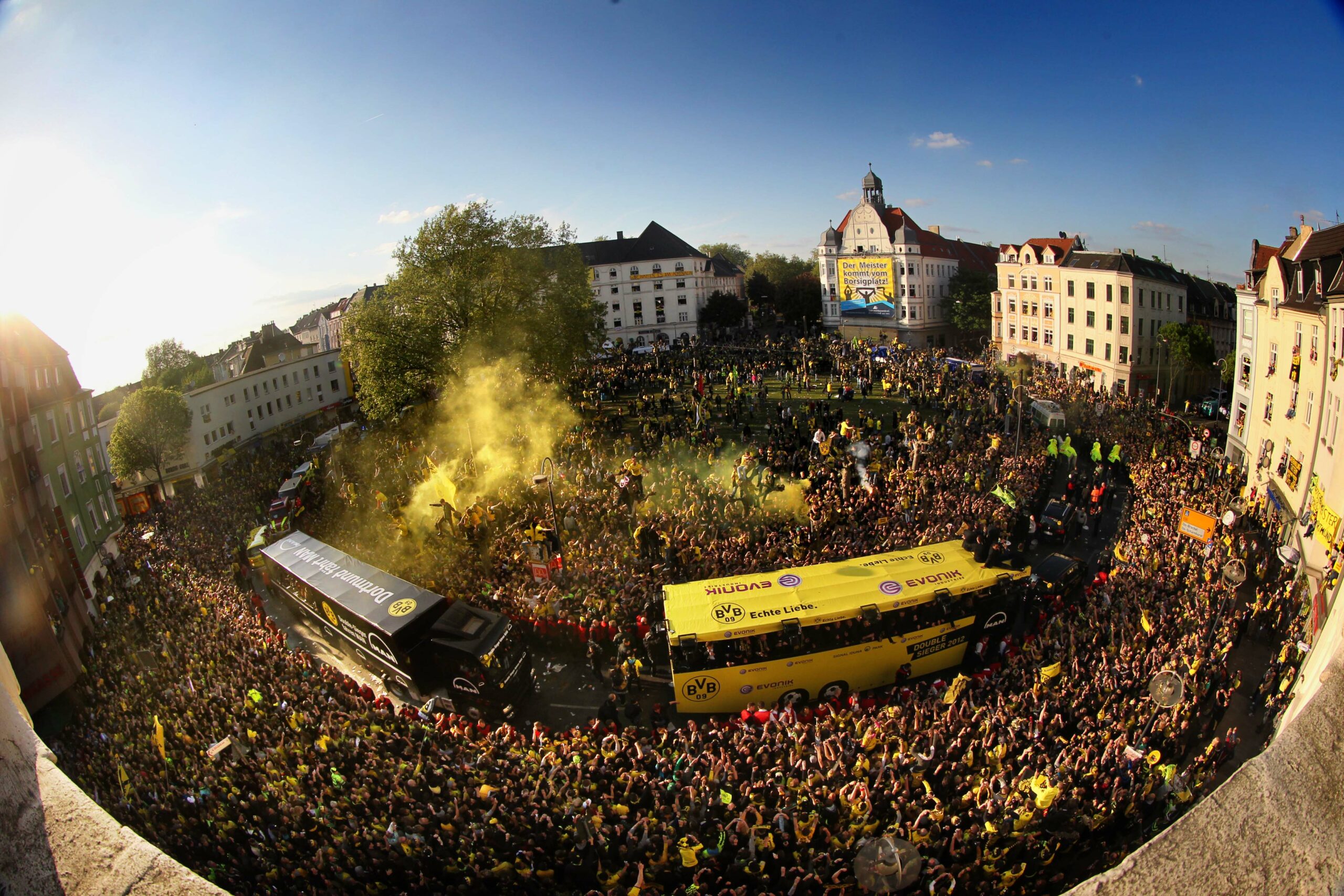Heja Schwarz-Gelb: Stadt Dortmund informiert über mögliche BVB-Meisterfeier – 250.000 Besucher erwartet
