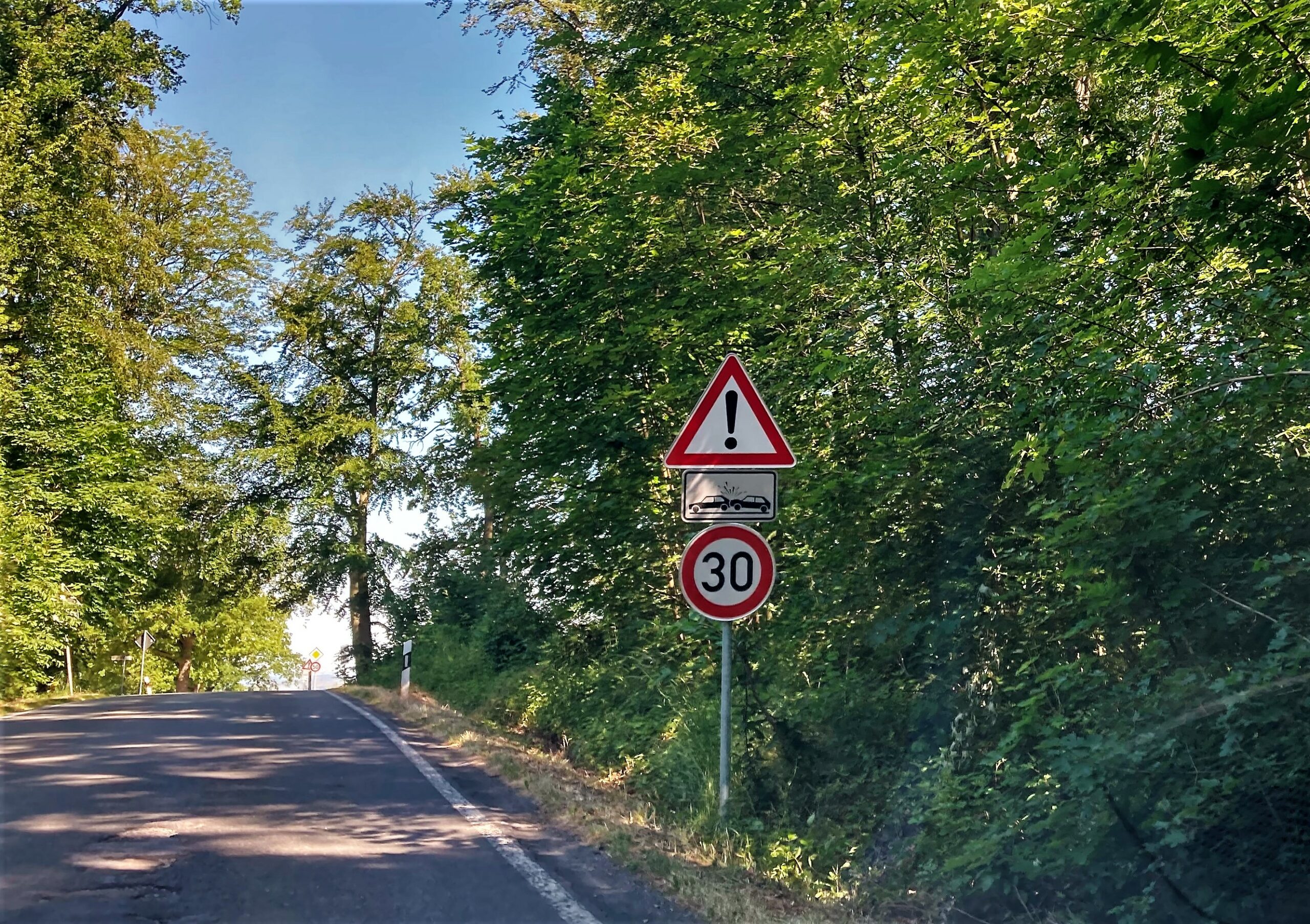 Tempo 30 außerorts – das gilt jetzt auf gefährlicher Kreuzung in Fröndenberg