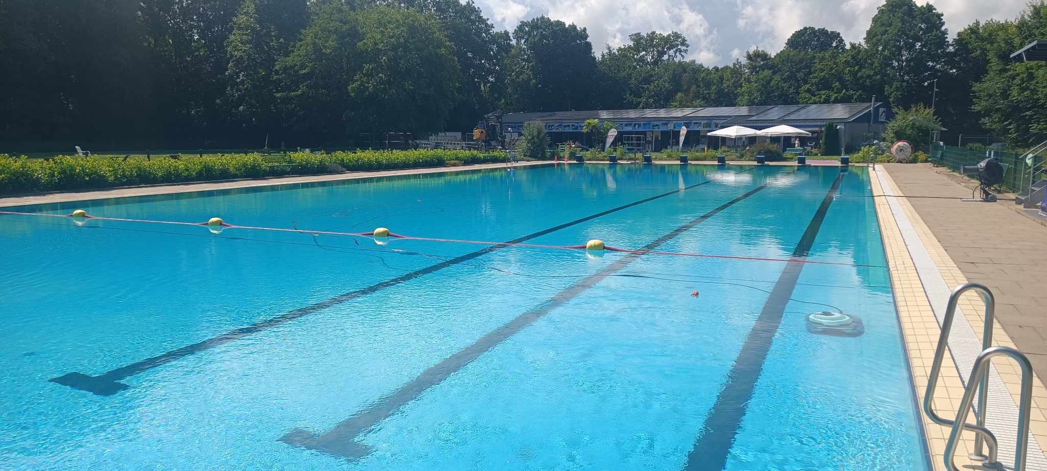 Reparatur in Rekordzeit – Freibad Dellwig öffnet am Mittag wieder Reparatur in Rekordzeit – Freibad Dellwig öffnet am Mittag wieder