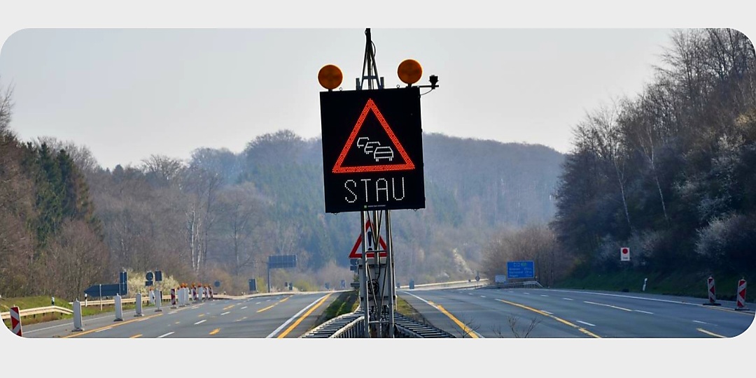 Autobahnengpässe und Stau-Potenzial zum Ferienbeginn Autobahnengpässe und Stau-Potenzial zum Ferienbeginn