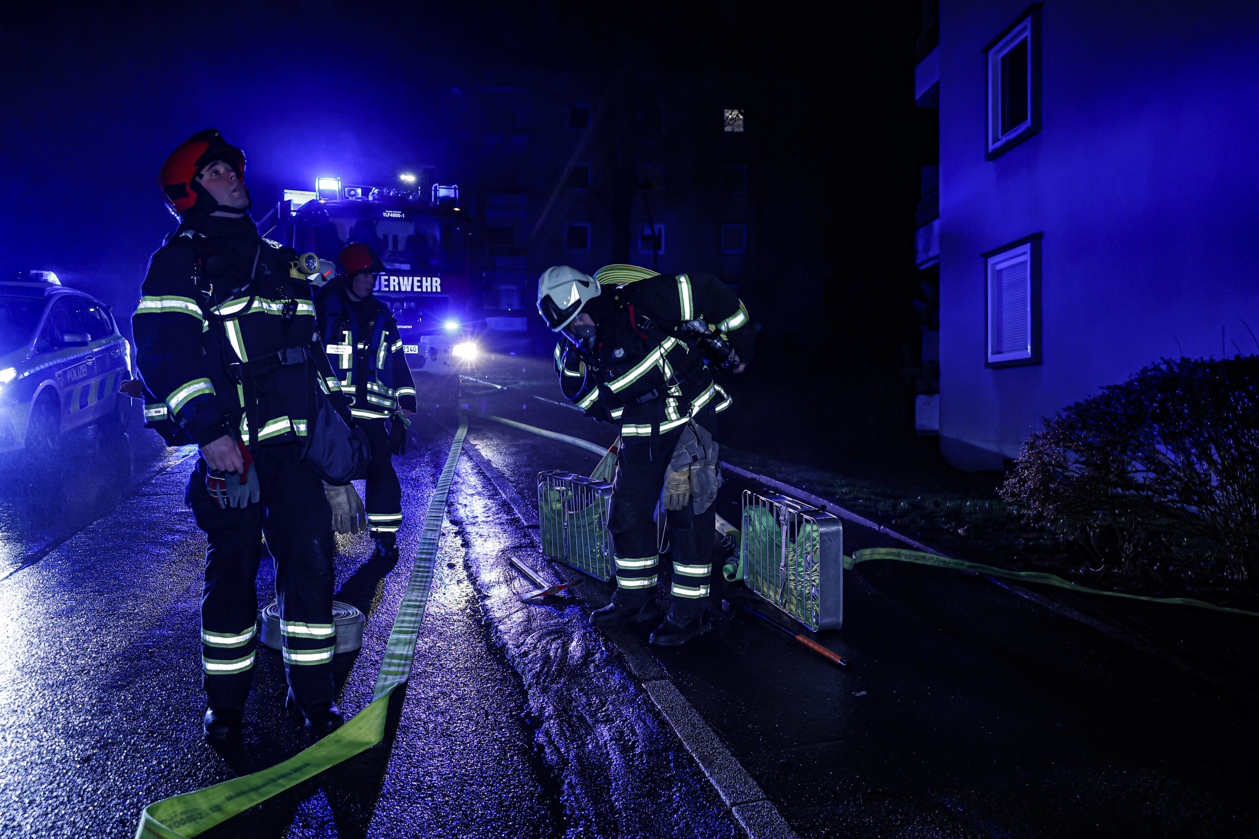 Einsatzkräfte finden Todesopfer nach Wohnungsbrand heute früh in Iserlohn