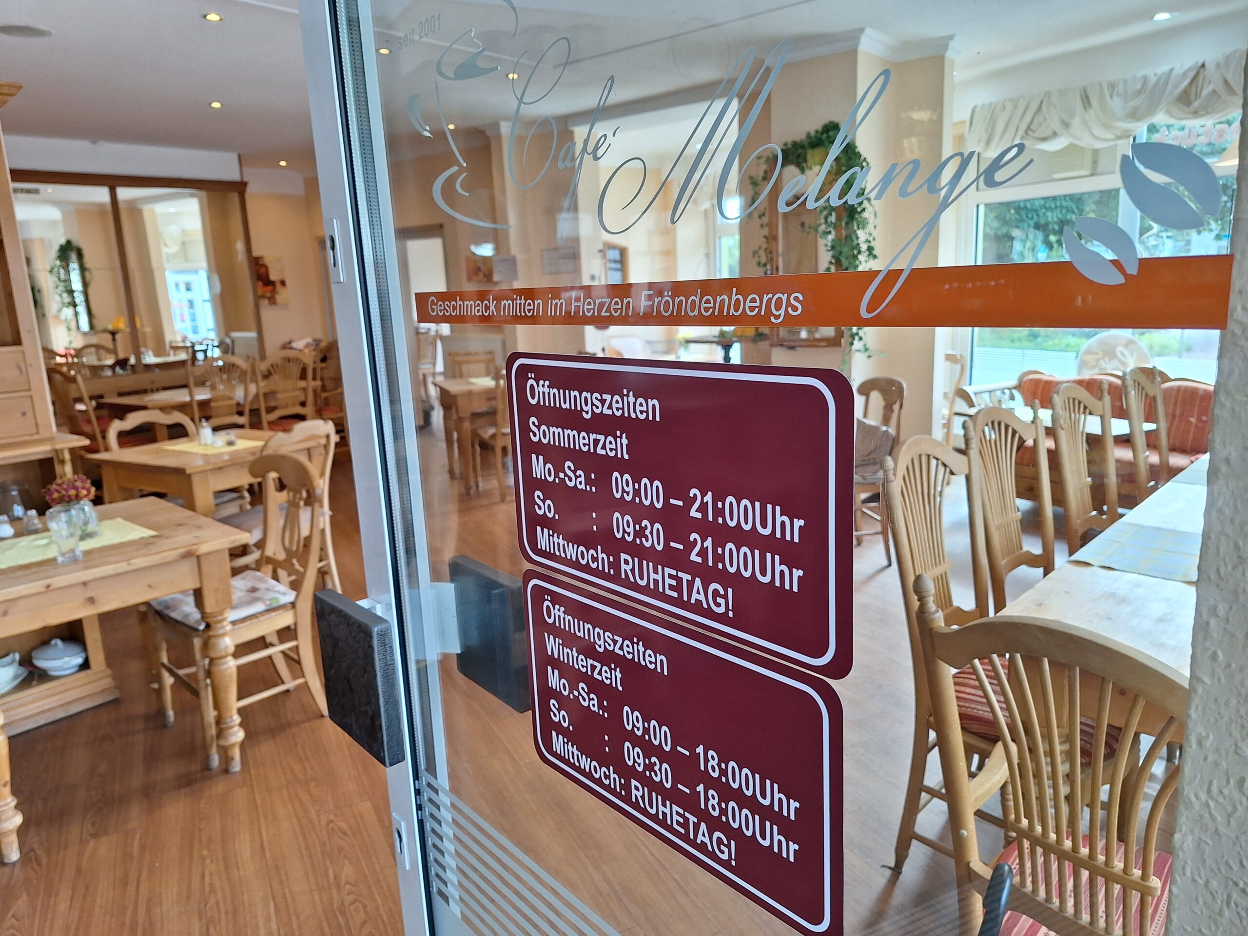 Neuer Betreiber für uriges Fröndenberger Café am Markt: Jetzt bis abends geöffnet und bald größeres Angebot