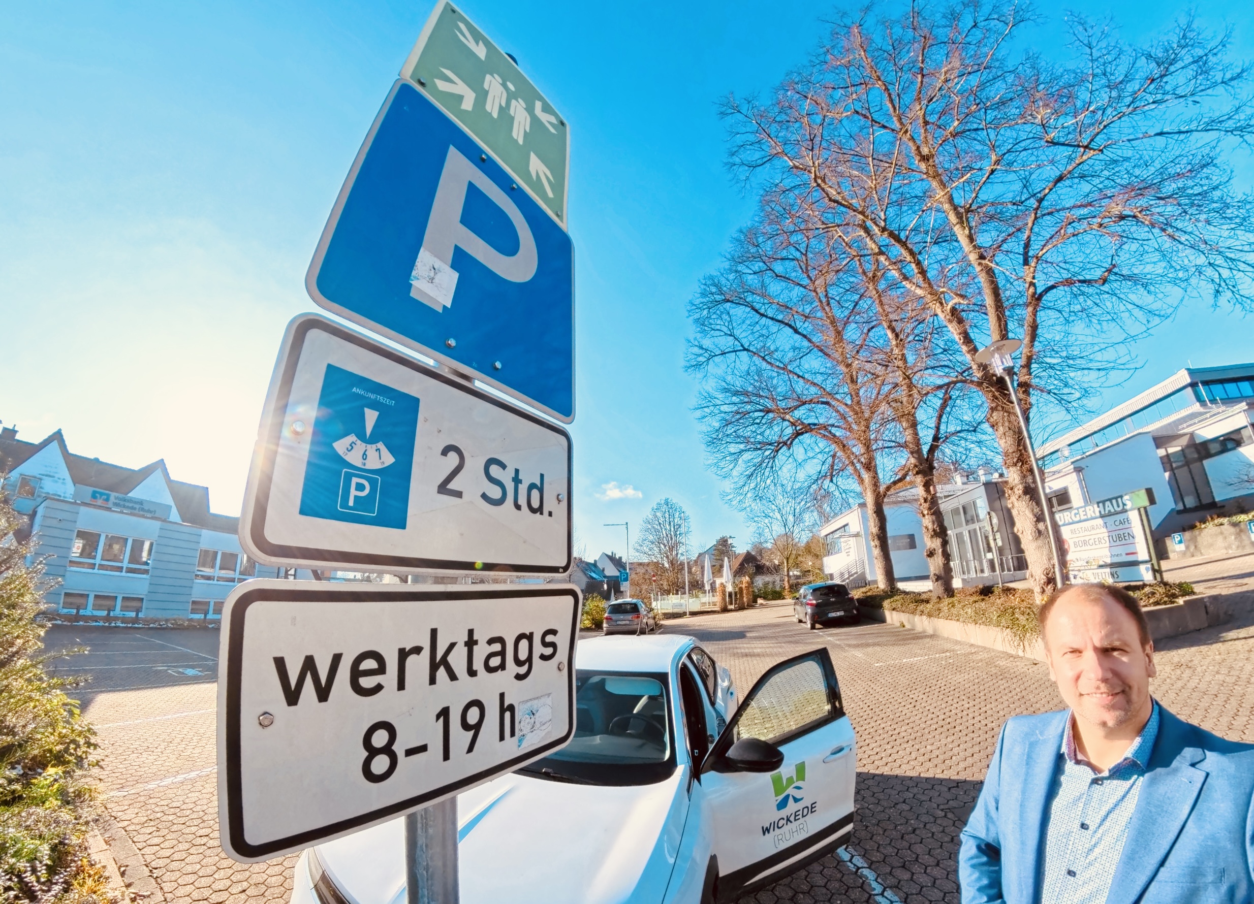 Wickedes neuer Bürgermeister will Parken im Ortskern auf 2 Stunden verlängern – Parken bleibt kostenlos